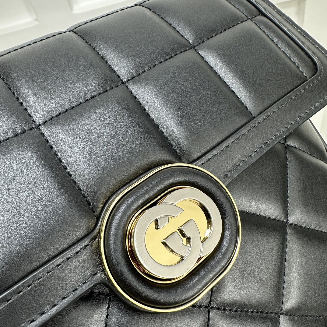 Gucci Satchel Bags